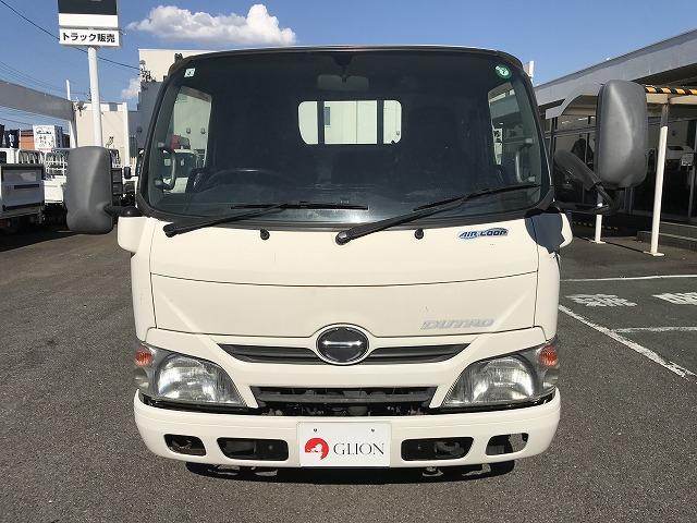 2011 Hino Dutro – thumbnail 2