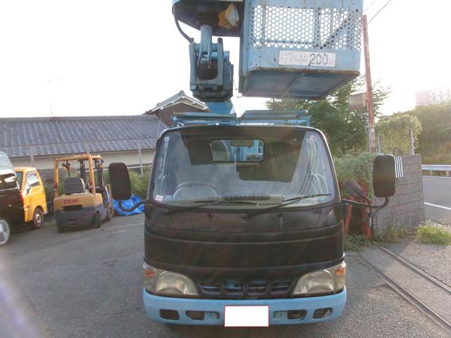 2003 Hino Dutro – thumbnail 3