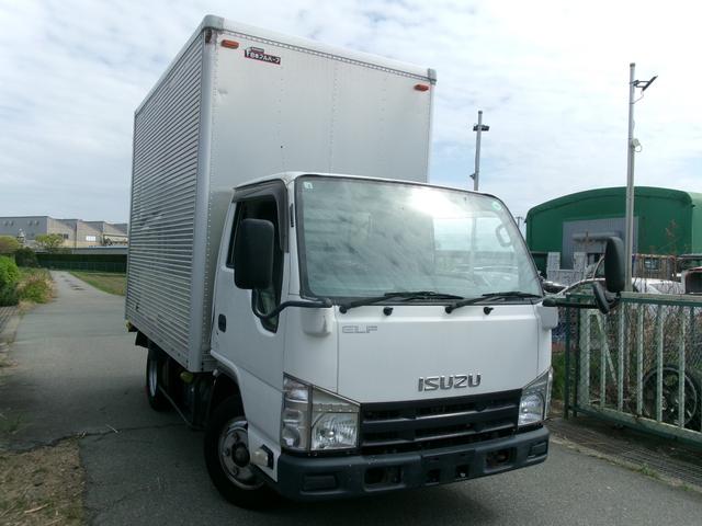 2009 Isuzu Elf