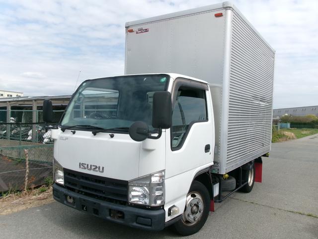 2009 Isuzu Elf – thumbnail 2