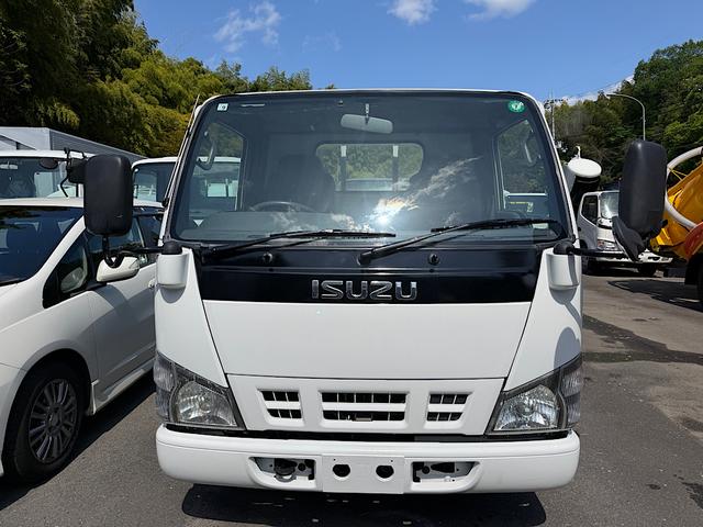 2006 Isuzu Elf – thumbnail 2