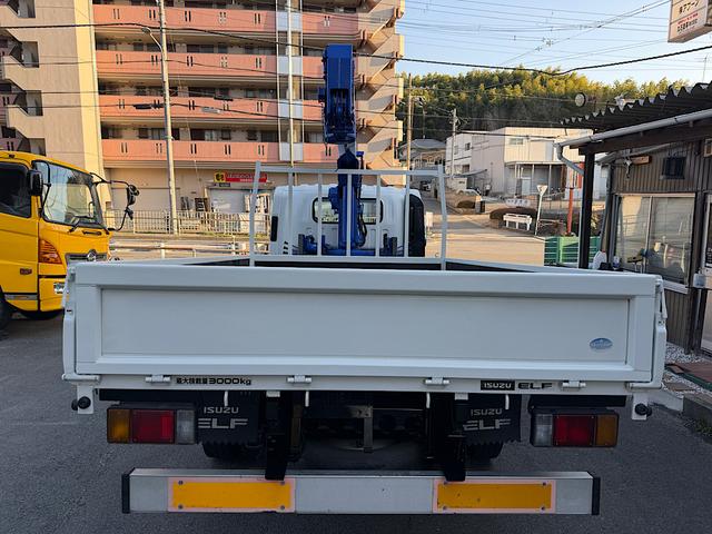 2008 Isuzu Elf – thumbnail 3
