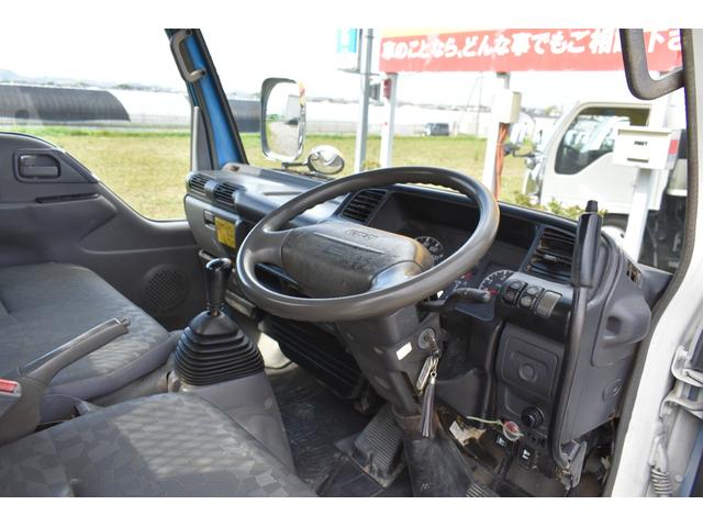 2005 Isuzu Elf – thumbnail 4