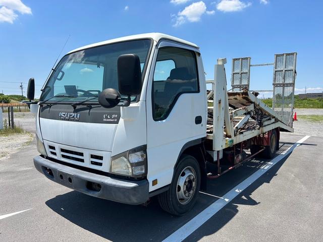 2004 Isuzu Elf