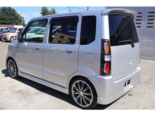 2004 Mazda AZ-Wagon – thumbnail 4
