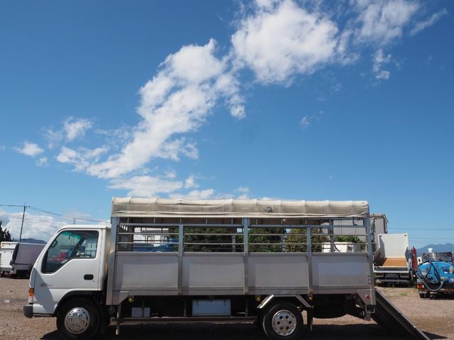 2002 Isuzu Elf – thumbnail 3