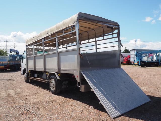 2002 Isuzu Elf – thumbnail 4