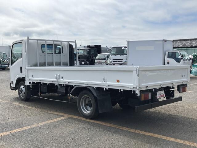 2007 Isuzu Elf – thumbnail 2