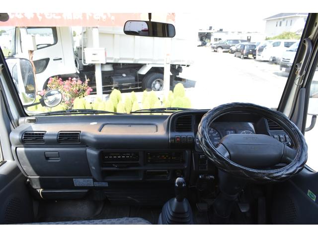2006 Isuzu Elf – thumbnail 4