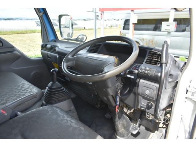 2006 Isuzu Elf – thumbnail 4