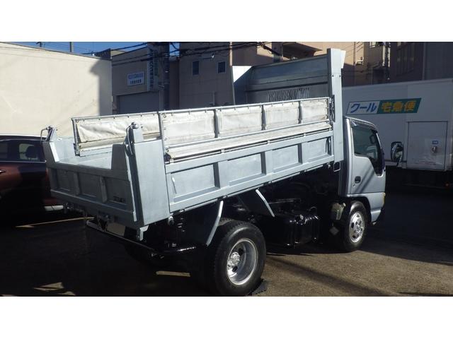 2004 Isuzu Elf – thumbnail 3