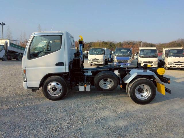 2005 Mitsubishi Fuso Canter – thumbnail 4