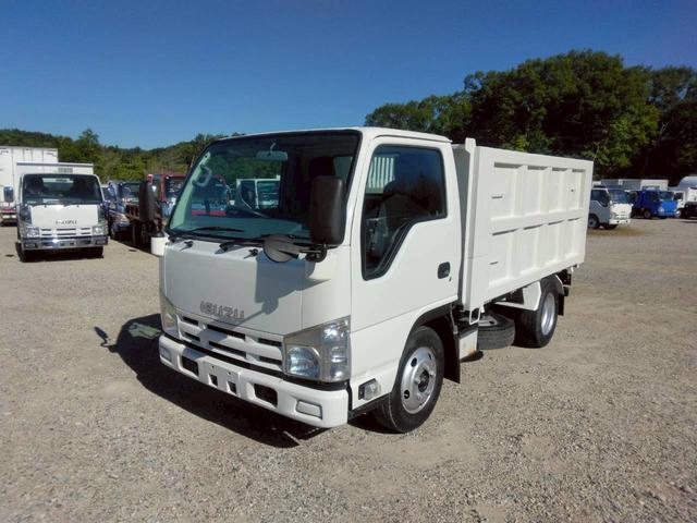 2009 Isuzu Elf – thumbnail 4