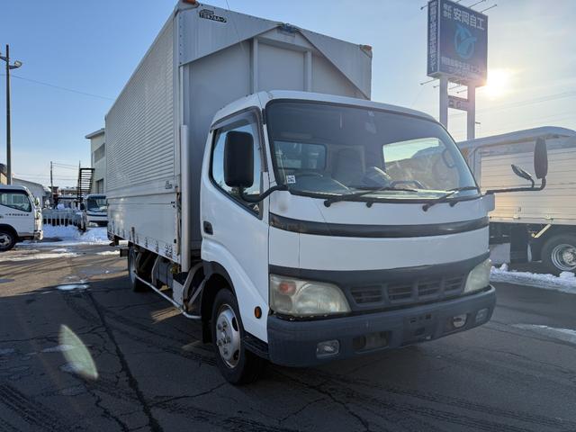 2005 Hino Dutro – thumbnail 2