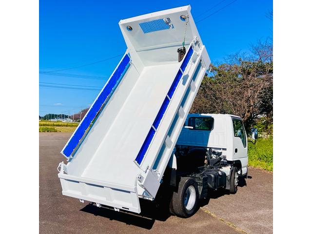 2008 Isuzu Elf – thumbnail 4
