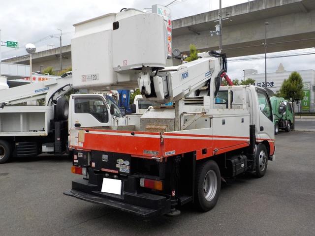2009 Hino Dutro – thumbnail 4