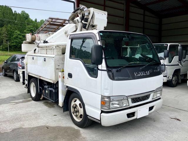 2005 Isuzu Elf