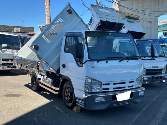 2008 Isuzu Elf – thumbnail 3