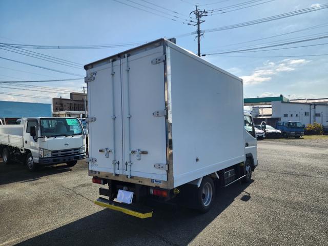 2006 Mitsubishi Fuso Canter – thumbnail 4