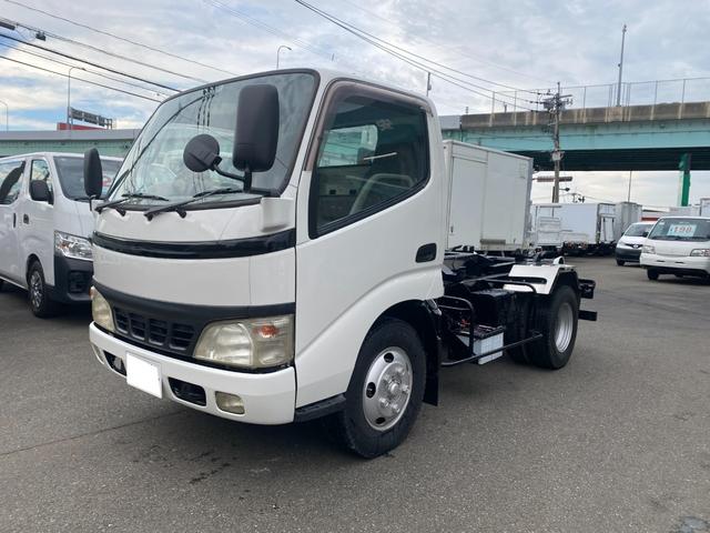 2005 Hino Dutro
