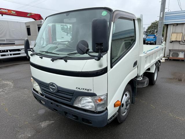 2010 Hino Dutro – thumbnail 4