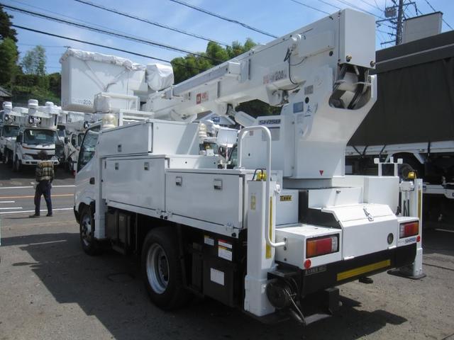 2007 Hino Dutro – thumbnail 3