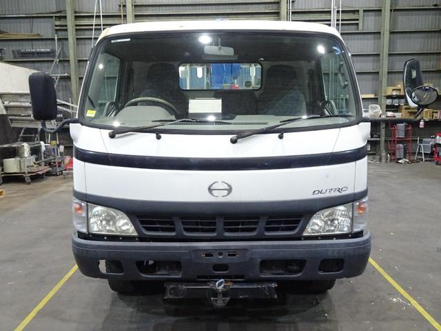 2003 Hino Dutro – thumbnail 4
