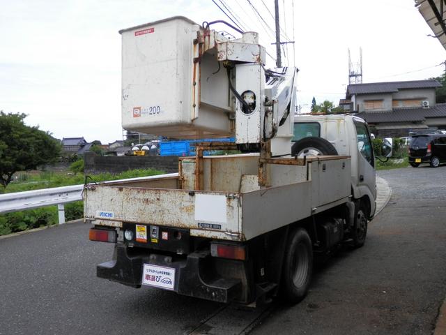 2006 Hino Dutro – thumbnail 4