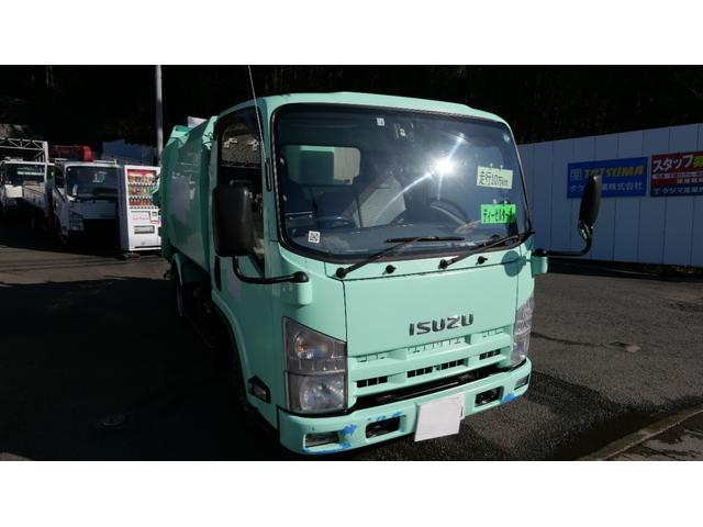 2011 Isuzu Elf – thumbnail 3