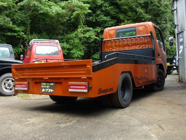 2008 Hino Dutro – thumbnail 3