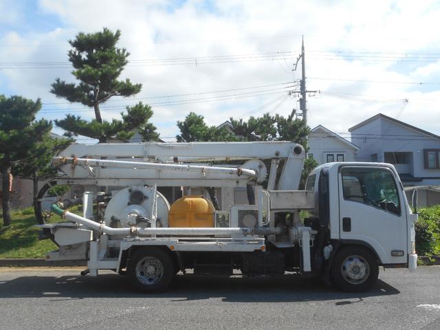 2008 Isuzu Elf – thumbnail 4