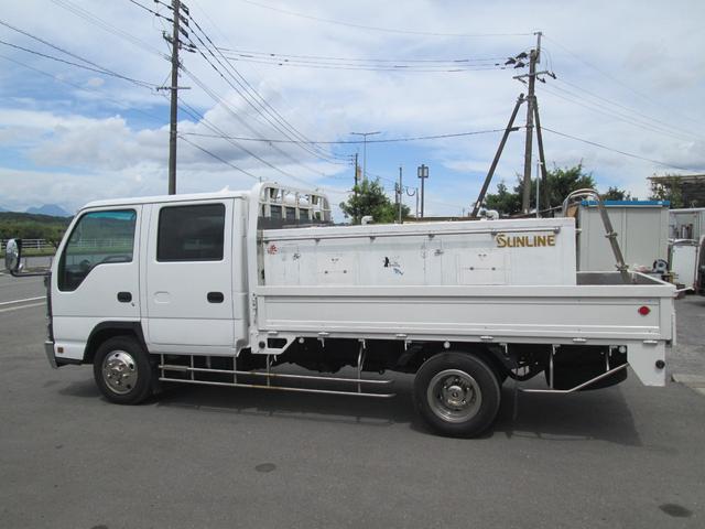 2005 Isuzu Elf – thumbnail 4