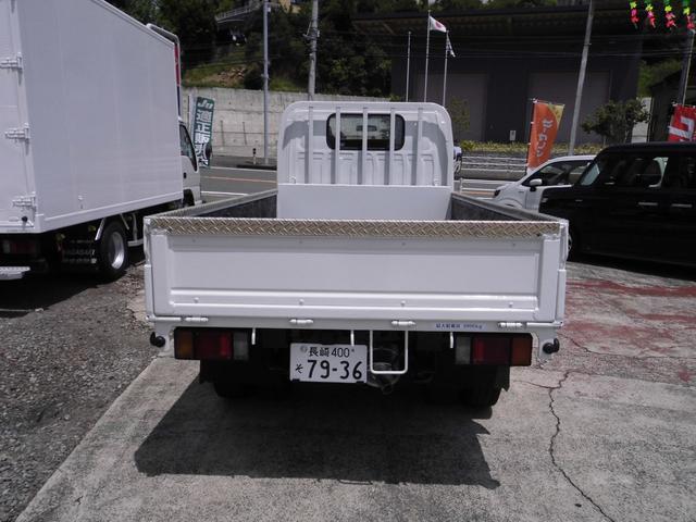 2005 Isuzu Elf – thumbnail 4