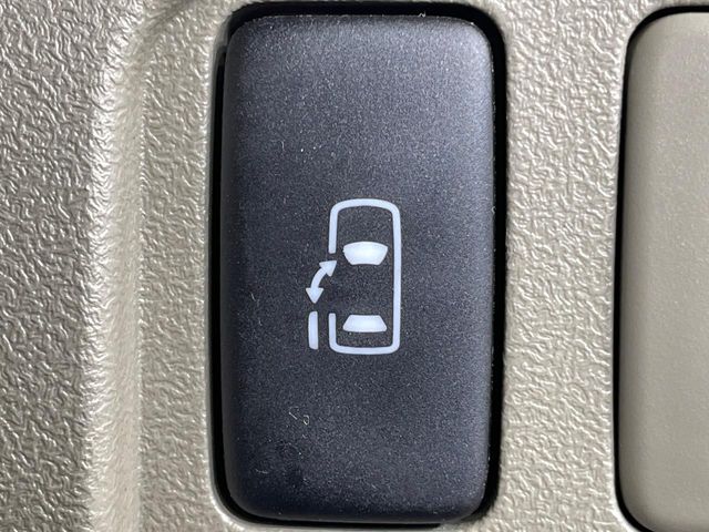 2011 Daihatsu Tanto – thumbnail 4