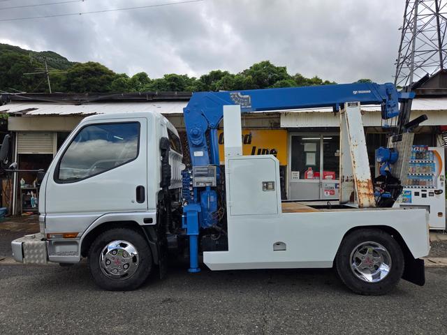 2000 Mitsubishi Fuso Canter – thumbnail 4