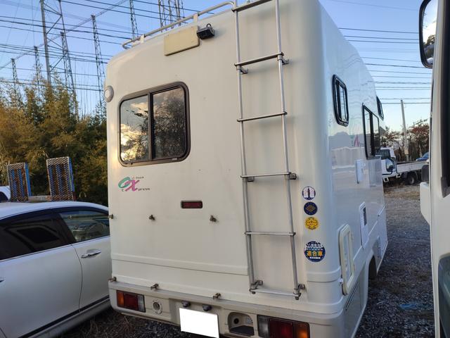 1996 Isuzu Elf – thumbnail 4