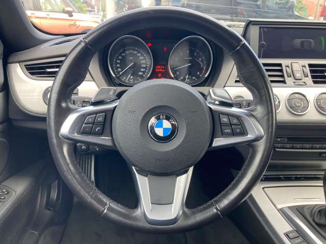 2009 BMW Z4 – thumbnail 3