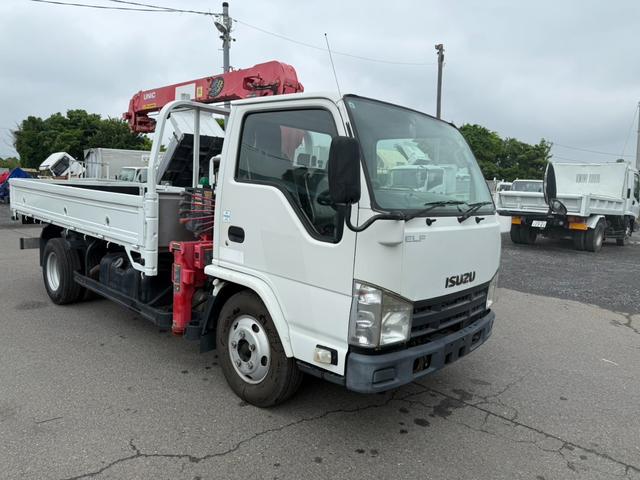 2011 Isuzu Elf – thumbnail 4