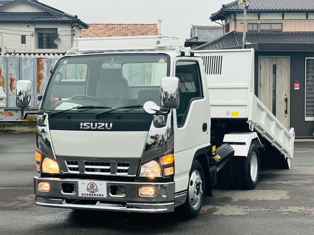 2005 Isuzu Elf