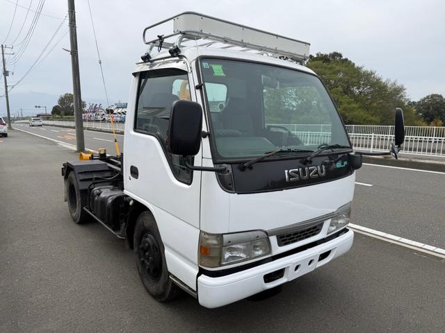 2003 Isuzu Elf