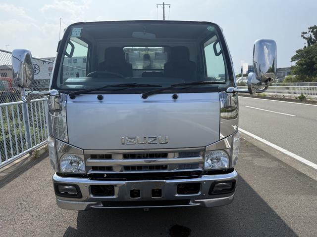 2008 Isuzu Elf – thumbnail 2