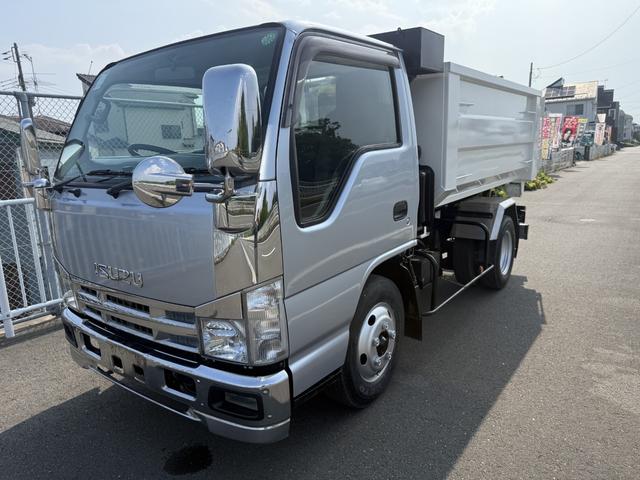 2008 Isuzu Elf – thumbnail 3