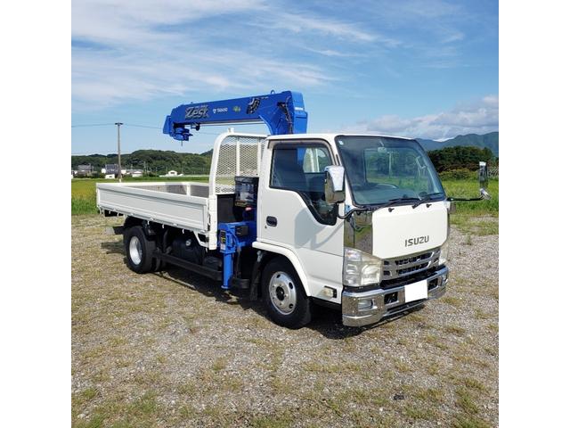 2010 Isuzu Elf – thumbnail 3