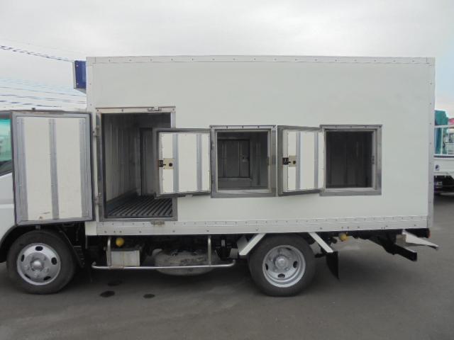 2010 Mitsubishi Fuso Canter – thumbnail 4
