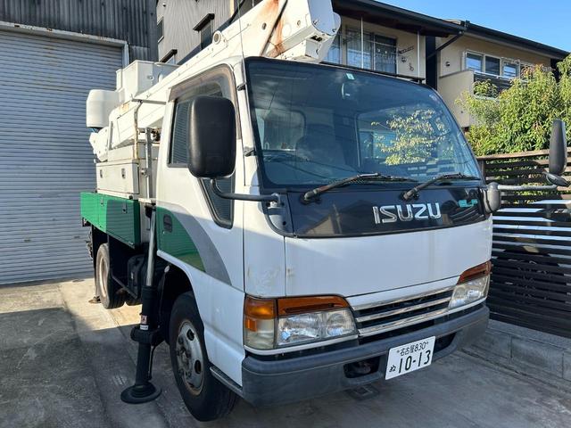 2002 Isuzu Elf