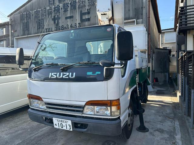 2002 Isuzu Elf – thumbnail 3