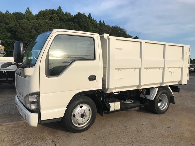 2004 Isuzu Elf – thumbnail 3