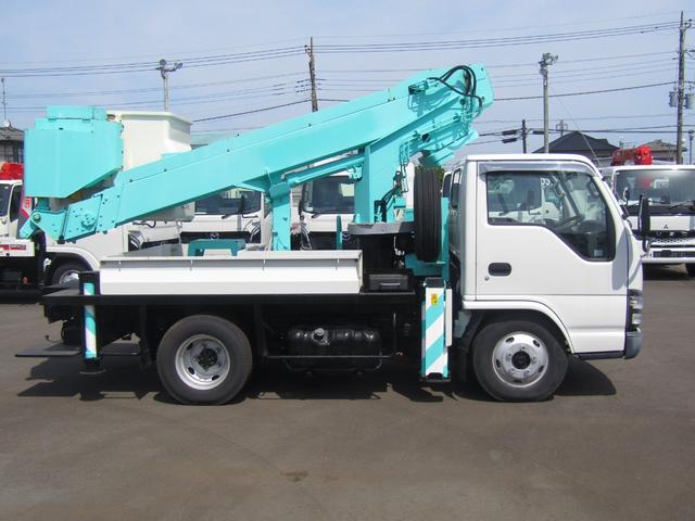 2007 Isuzu Elf – thumbnail 4