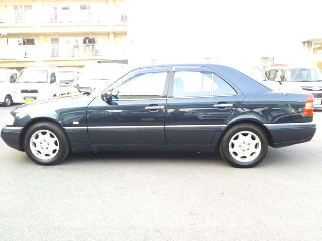 1996 Mercedes-Benz C-Class – thumbnail 4