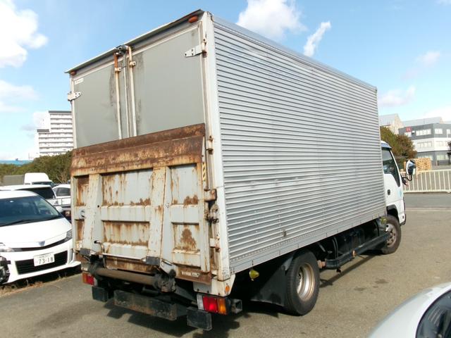 2006 Isuzu Elf – thumbnail 4